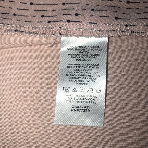 Ann Taylor Factory Mixed Media Shell size Xl - Picture 6 of 6